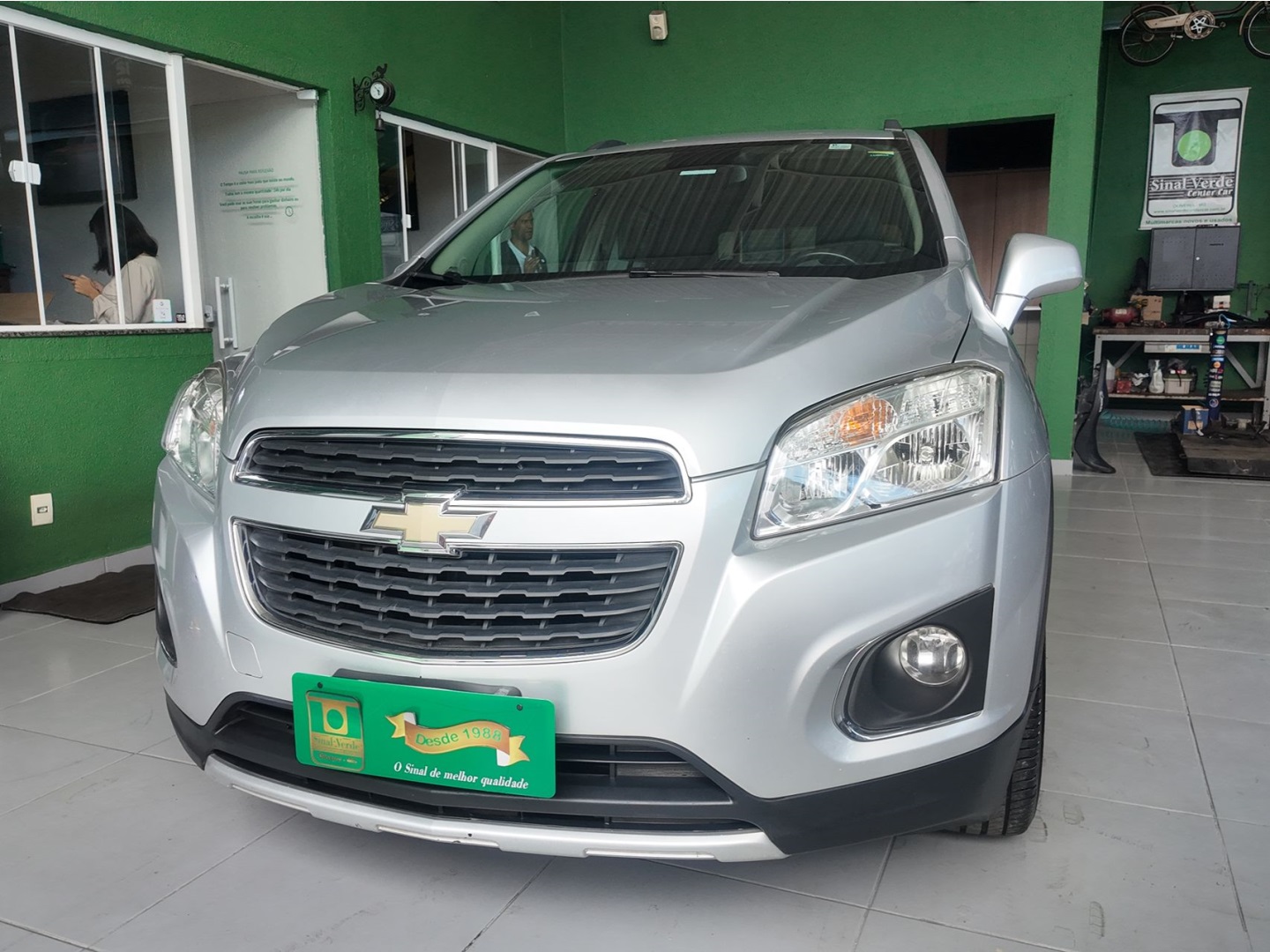 CHEVROLET TRACKER