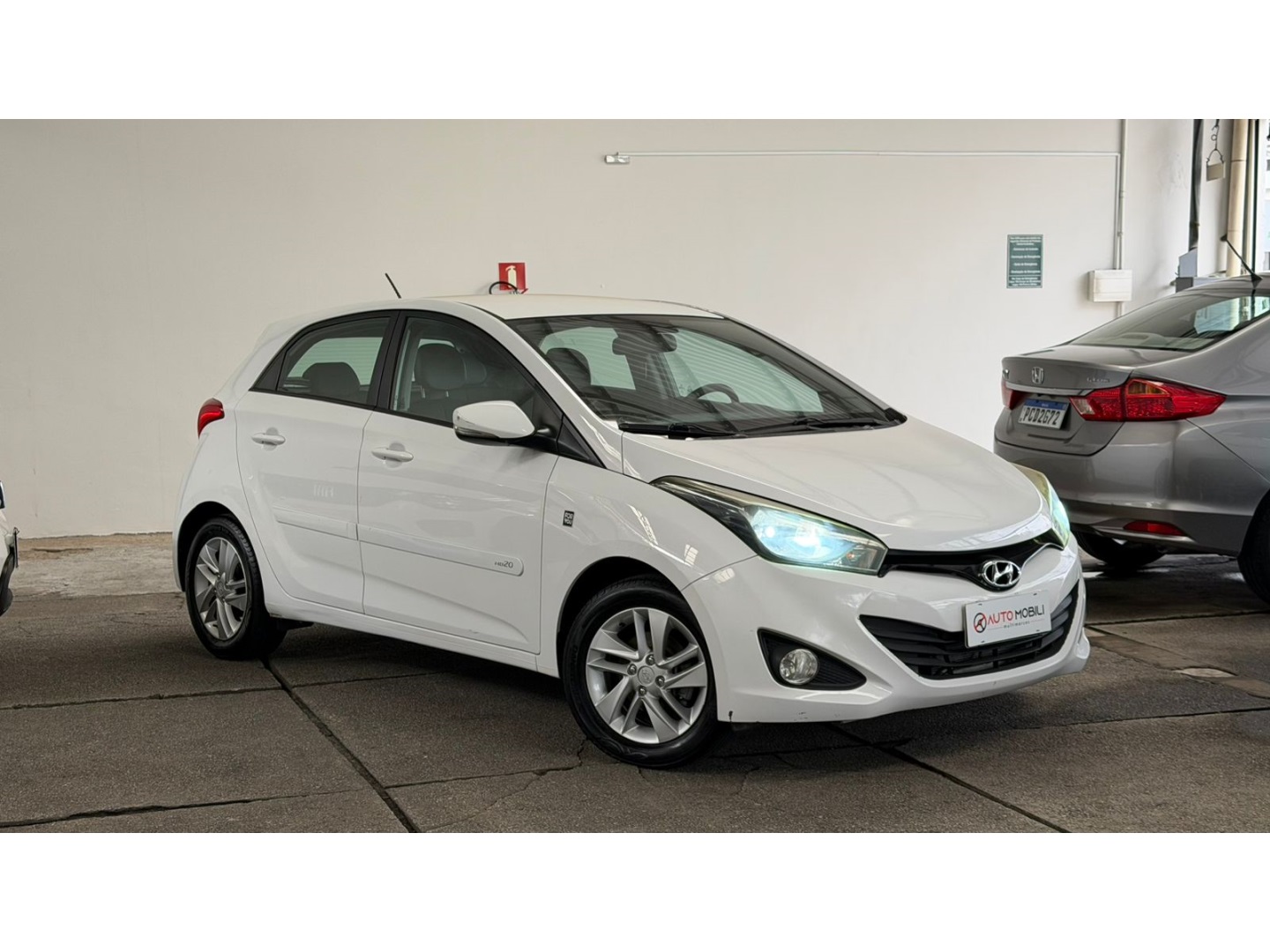HYUNDAI HB20