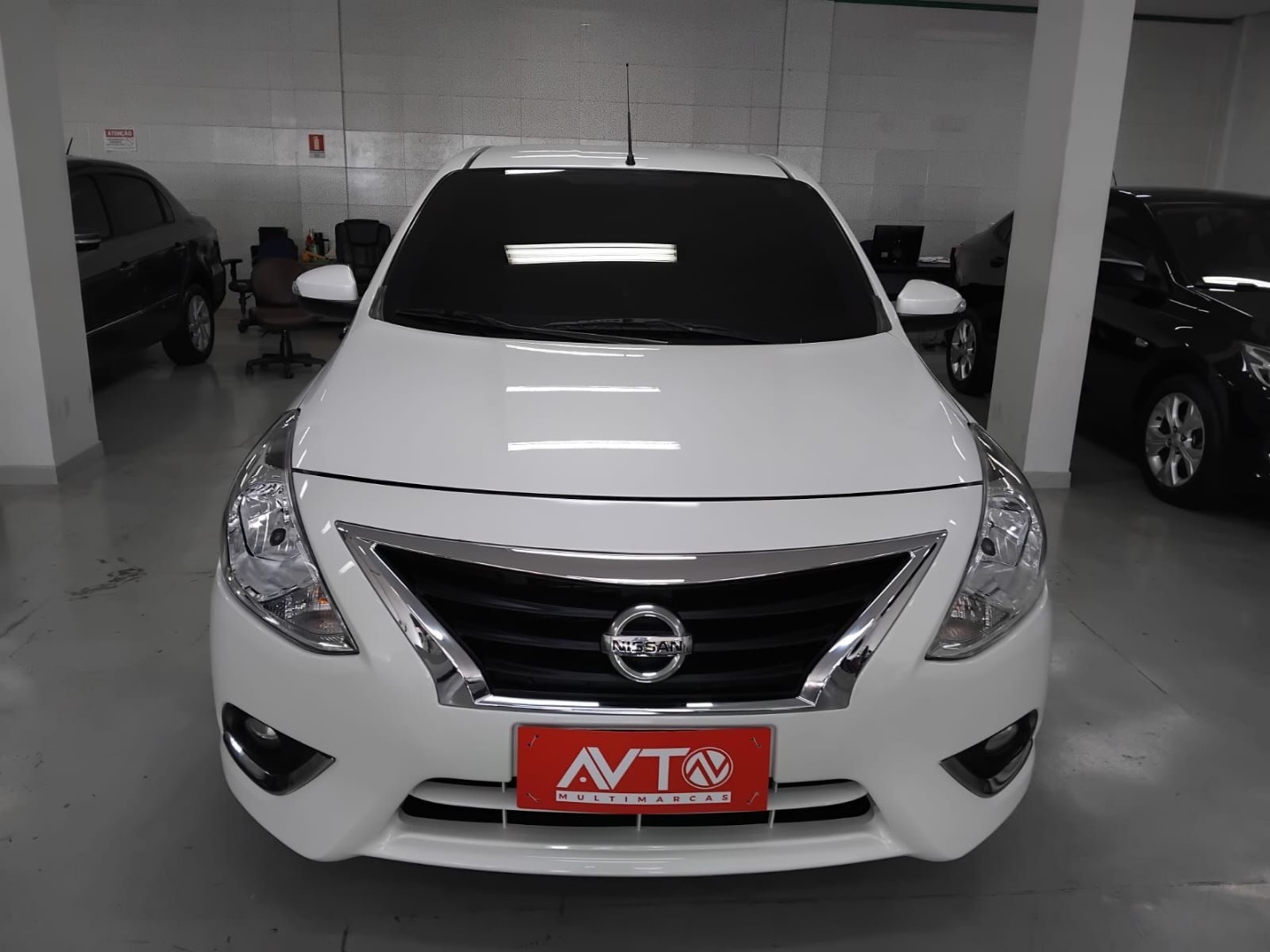 NISSAN VERSA
