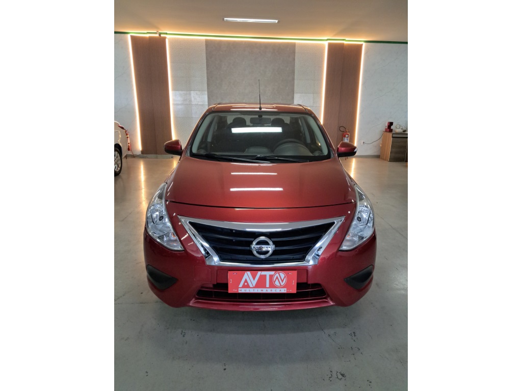 NISSAN VERSA