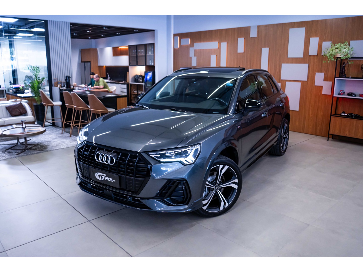 AUDI Q3