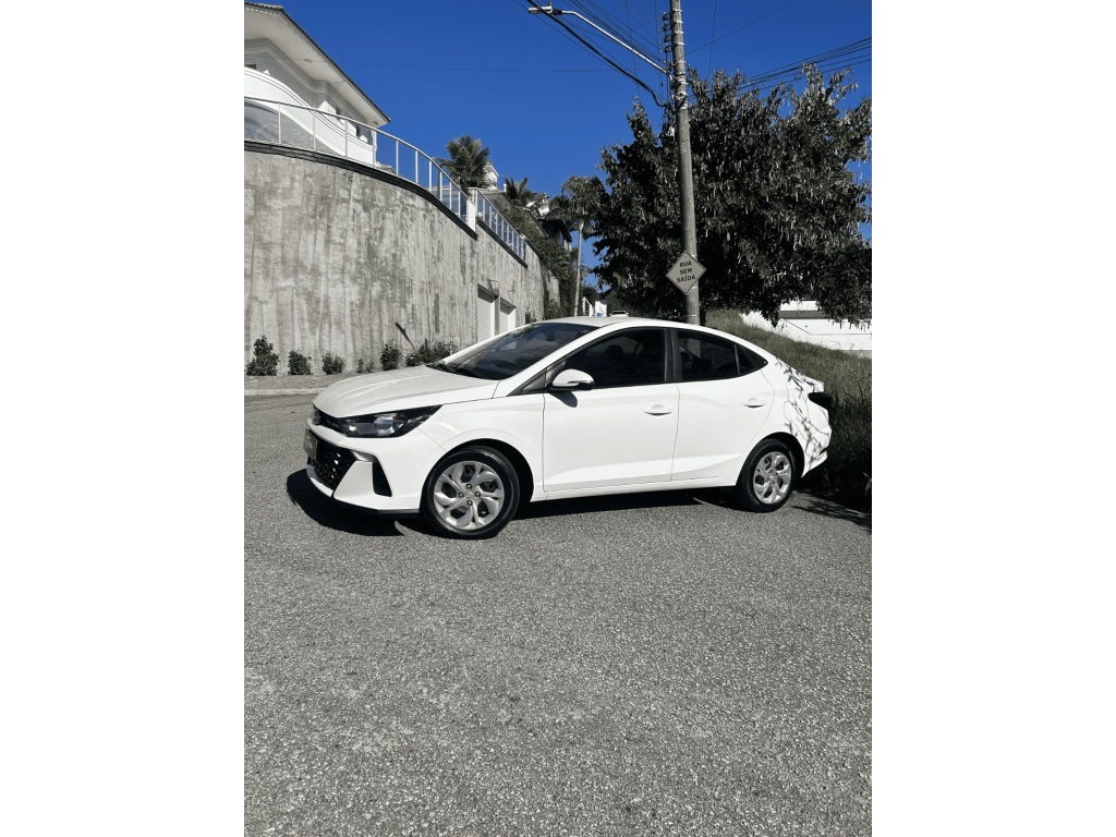 HYUNDAI HB20S