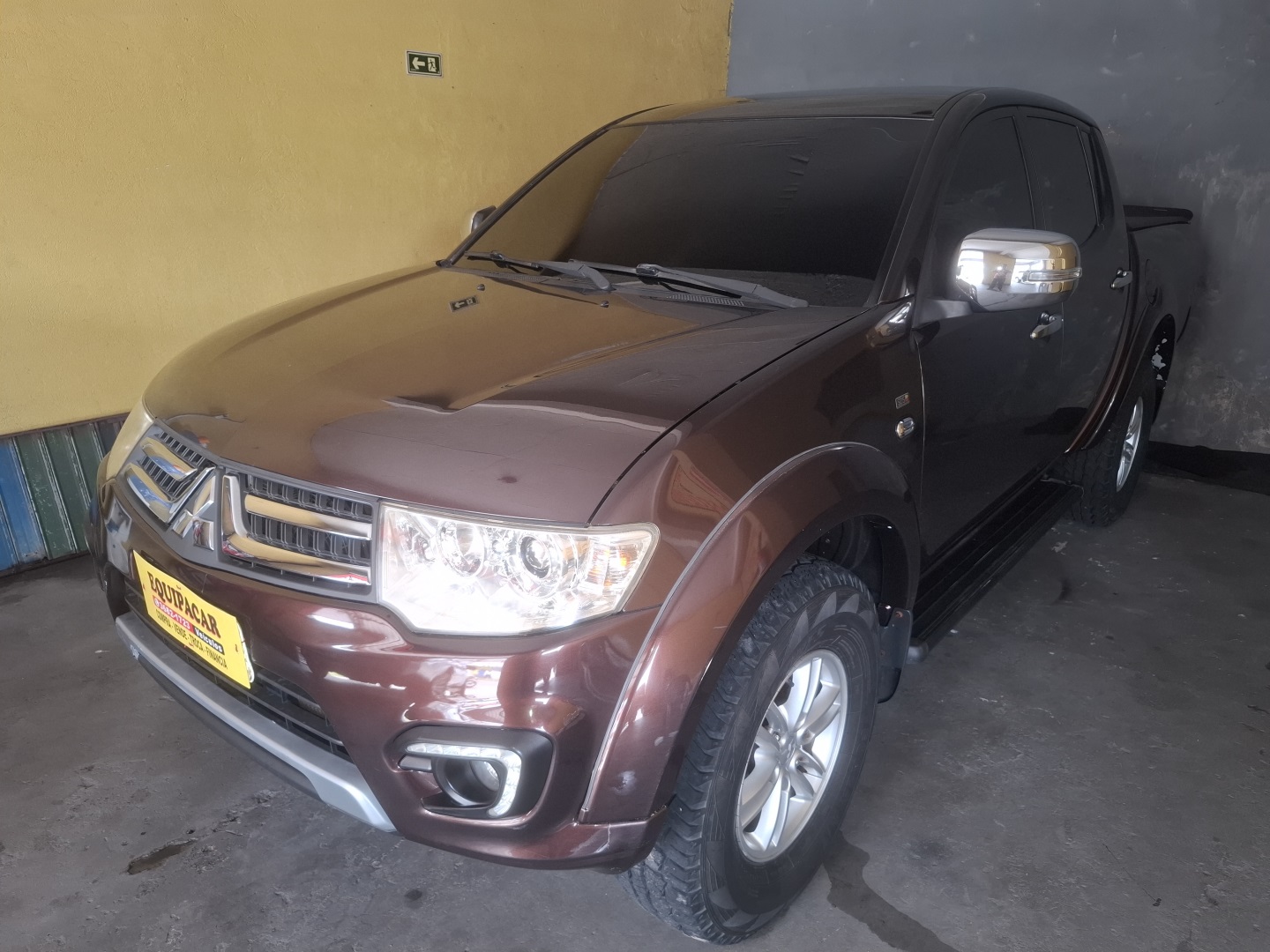 MITSUBISHI L200 TRITON