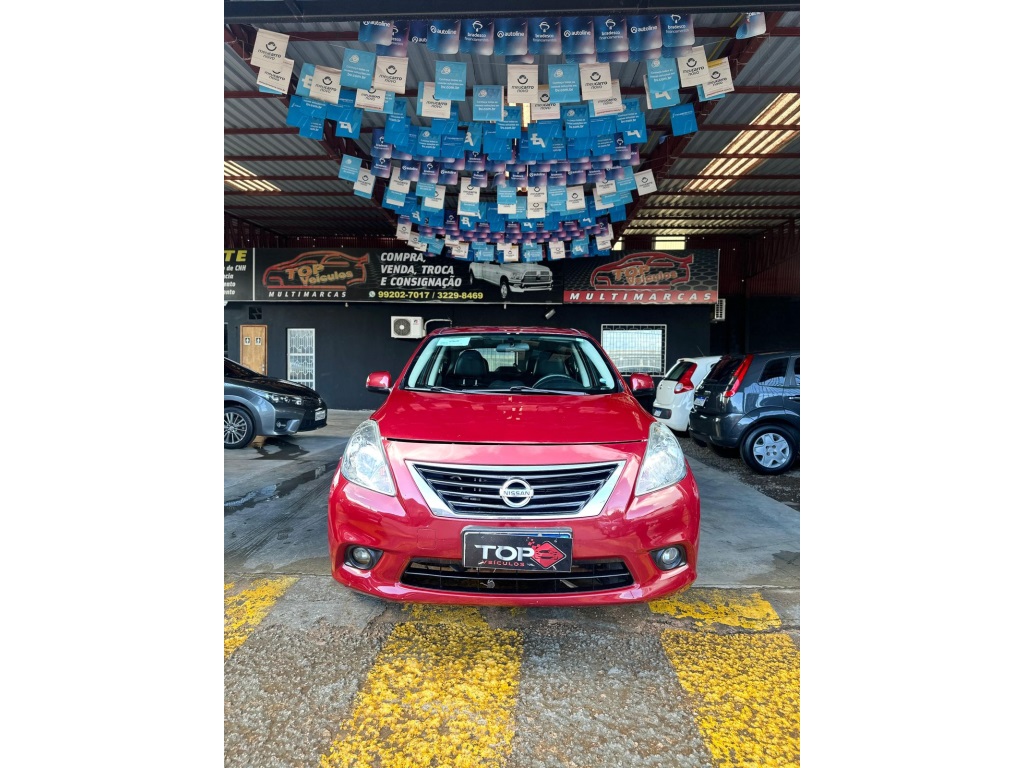 NISSAN VERSA