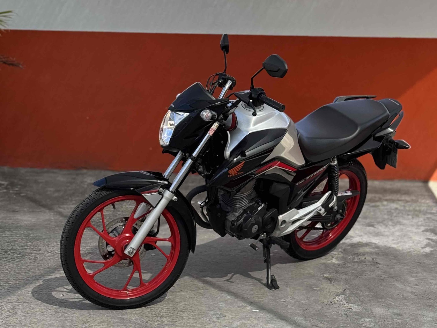 HONDA CG 160 TITAN 25TH ANNIVERSARY