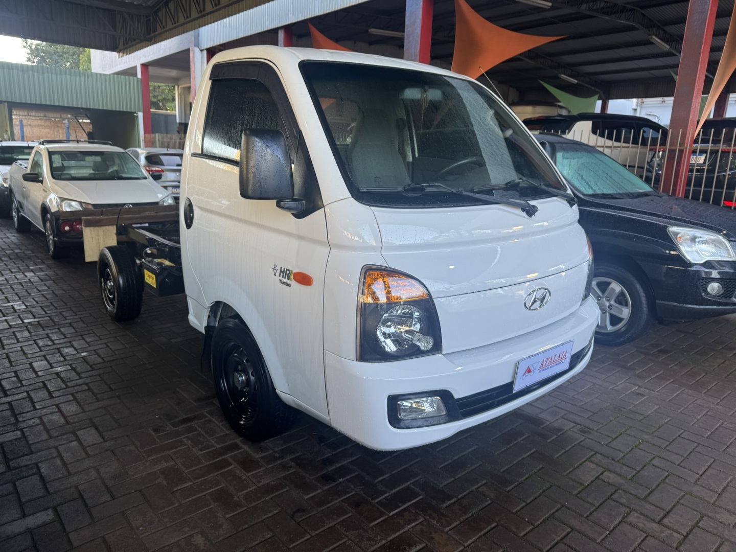 HYUNDAI HR
