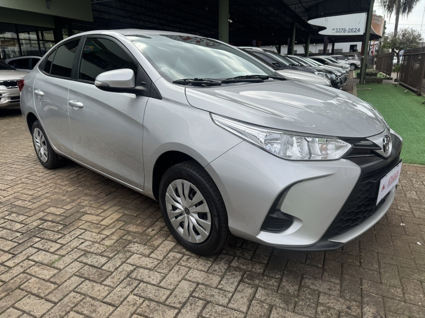 Toyota Yaris 1.5 16V Flex Sedan Xl Multidrive - foto 3