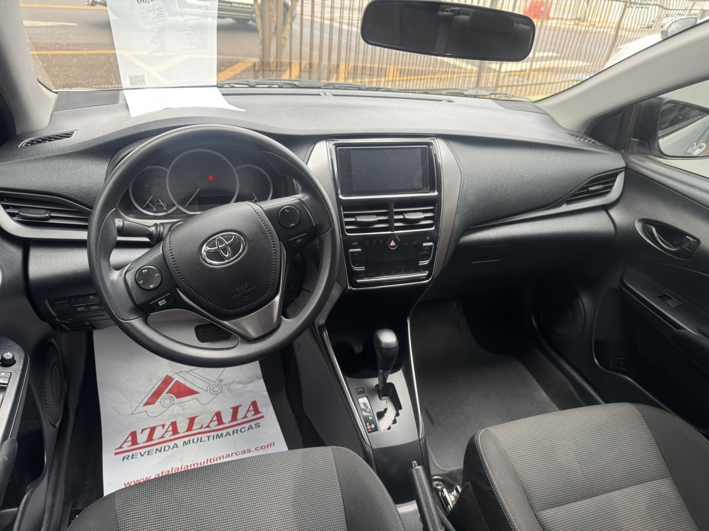Toyota Yaris 1.5 16V Flex Sedan Xl Multidrive - foto 5