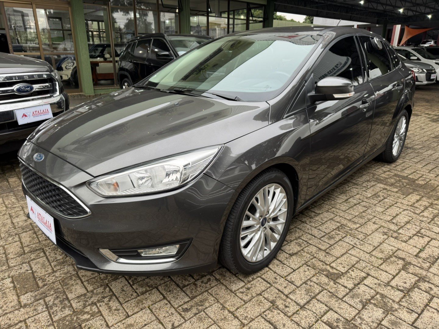 FORD FOCUS