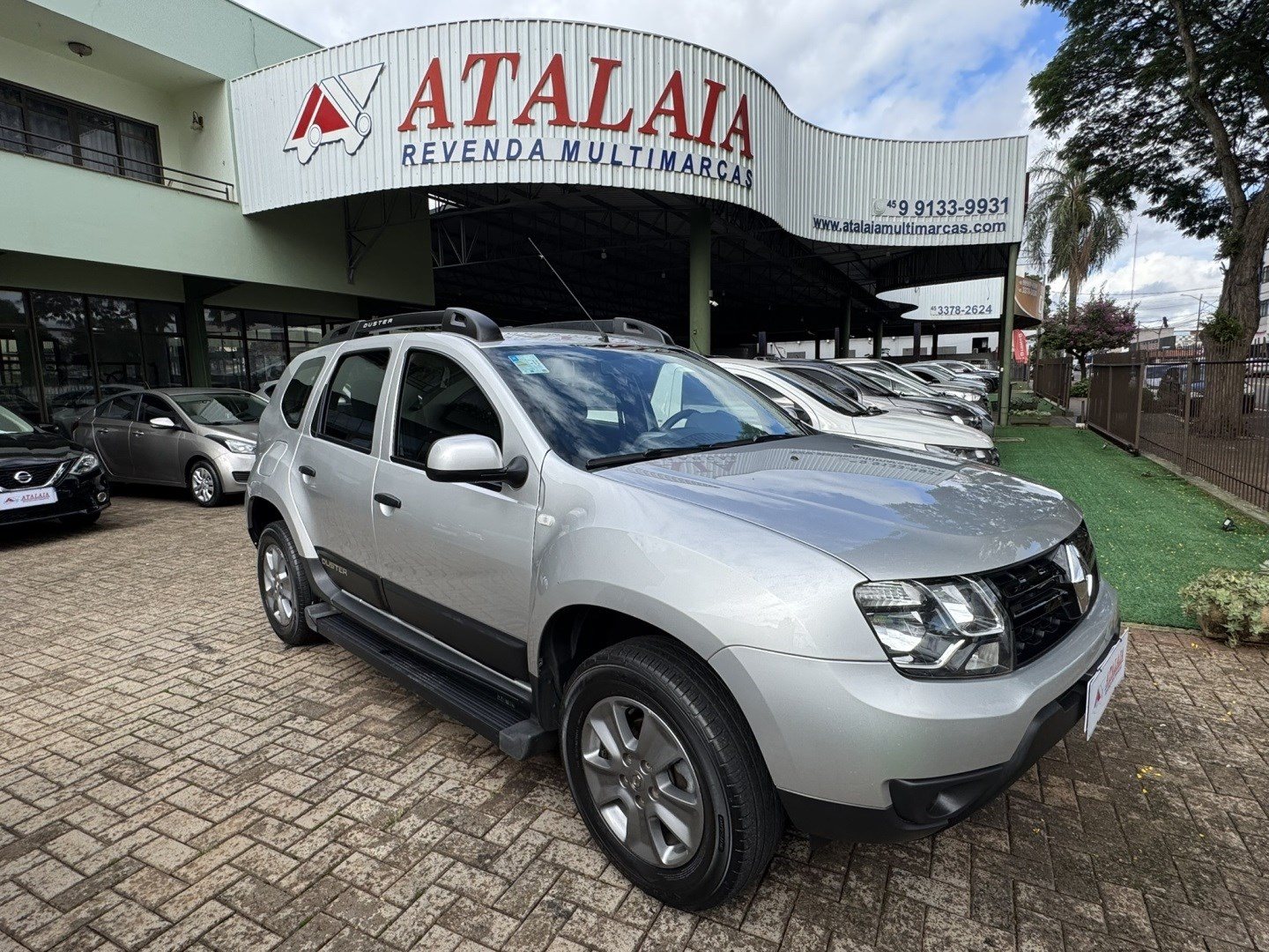 RENAULT DUSTER
