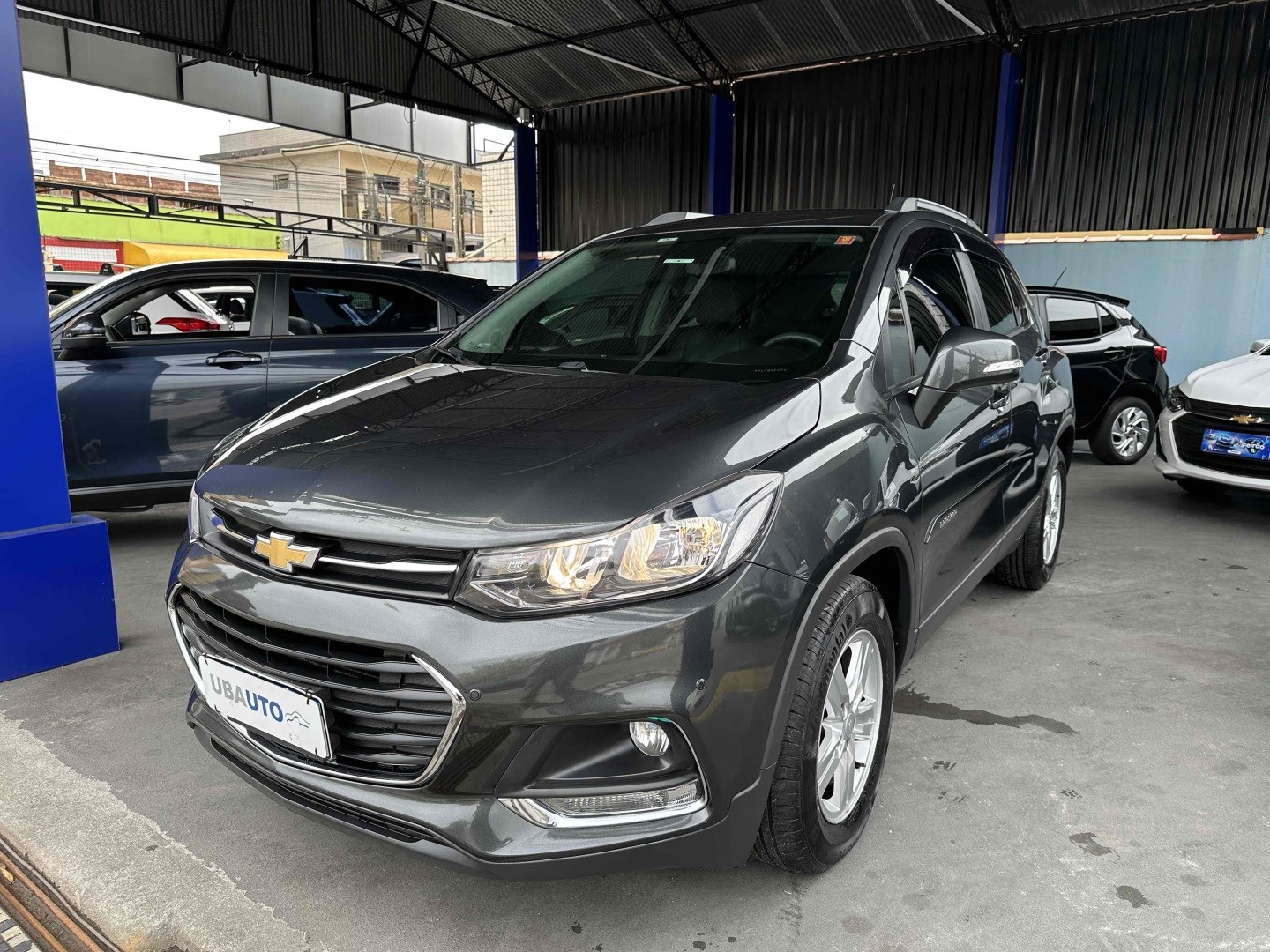 CHEVROLET TRACKER