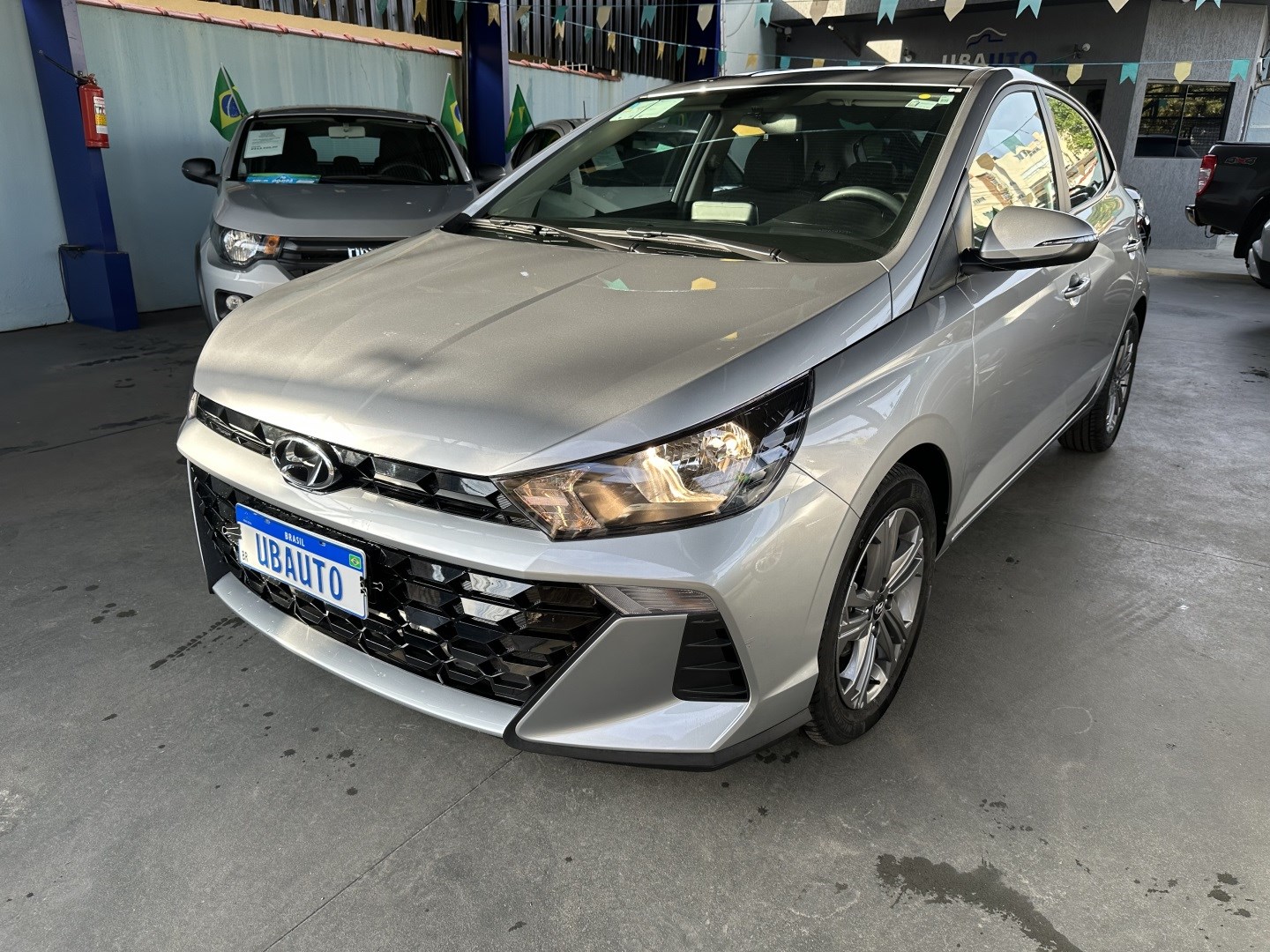 HYUNDAI HB20