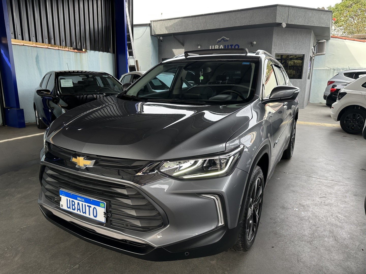 CHEVROLET TRACKER