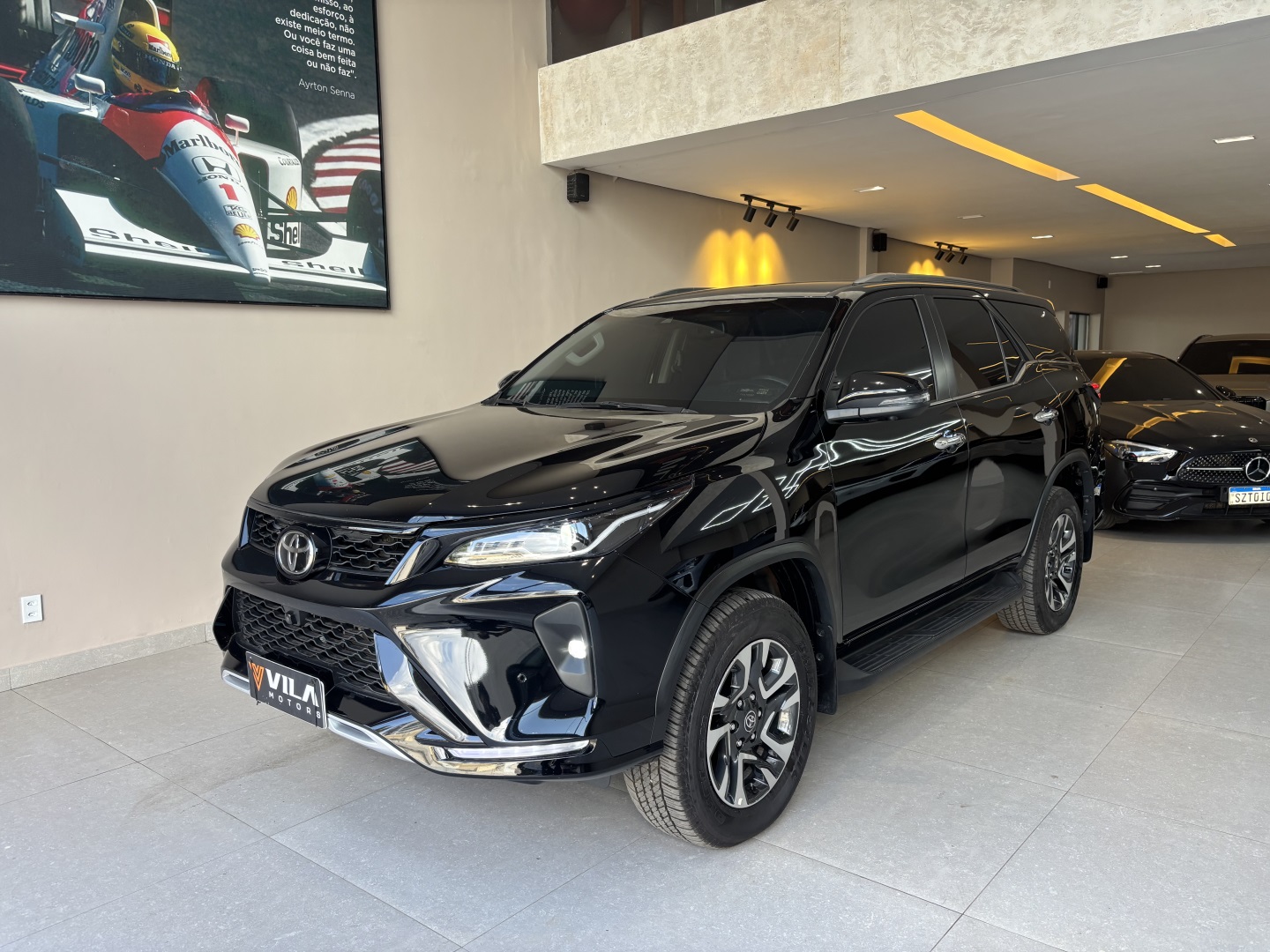 TOYOTA HILUX SW4