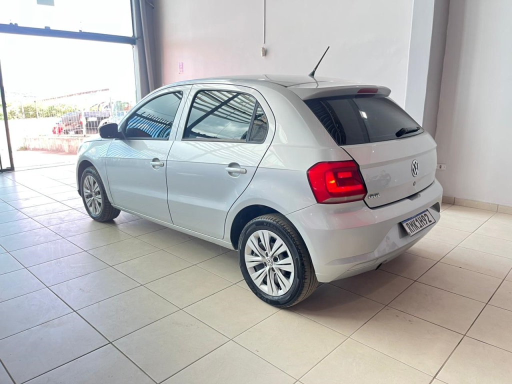 VOLKSWAGEN GOL