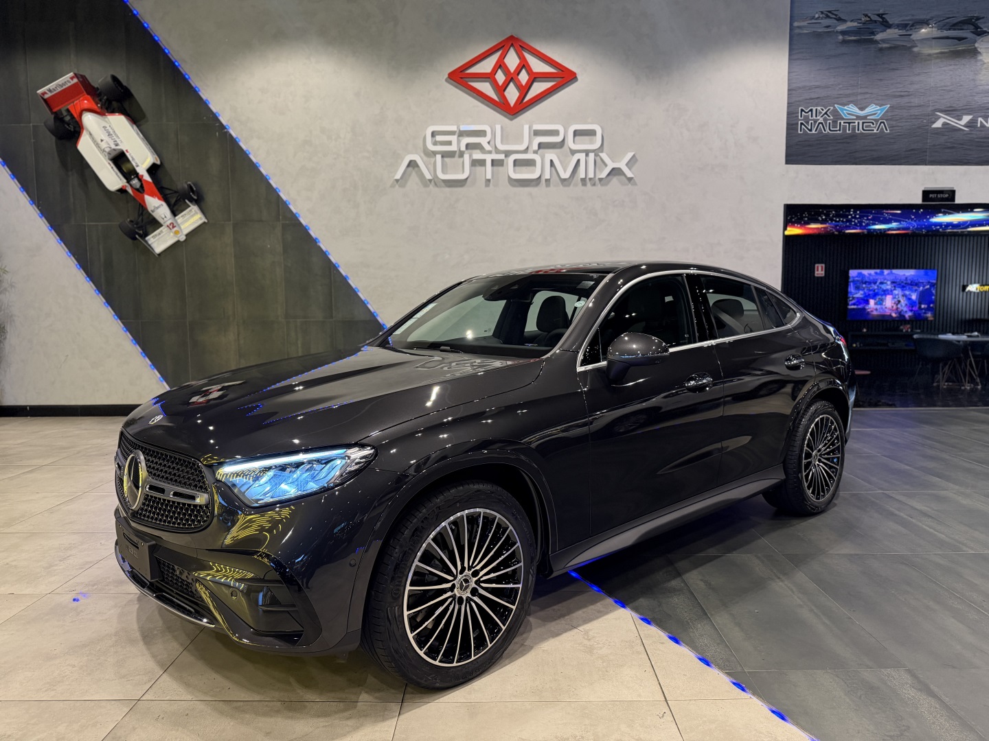 MERCEDES-BENZ GLC 300 2.0 MHEV AMG LINE COUPÉ 4MATIC 9G-TRONIC