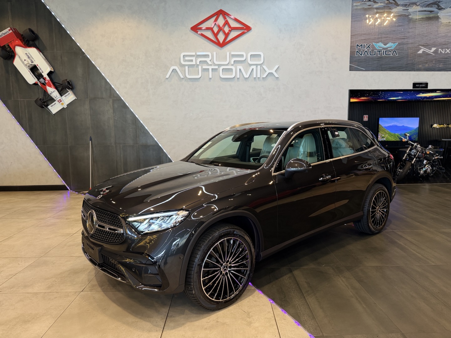 MERCEDES-BENZ GLC 300 2.0 MHEV AMG LINE 4MATIC 9G-TRONIC