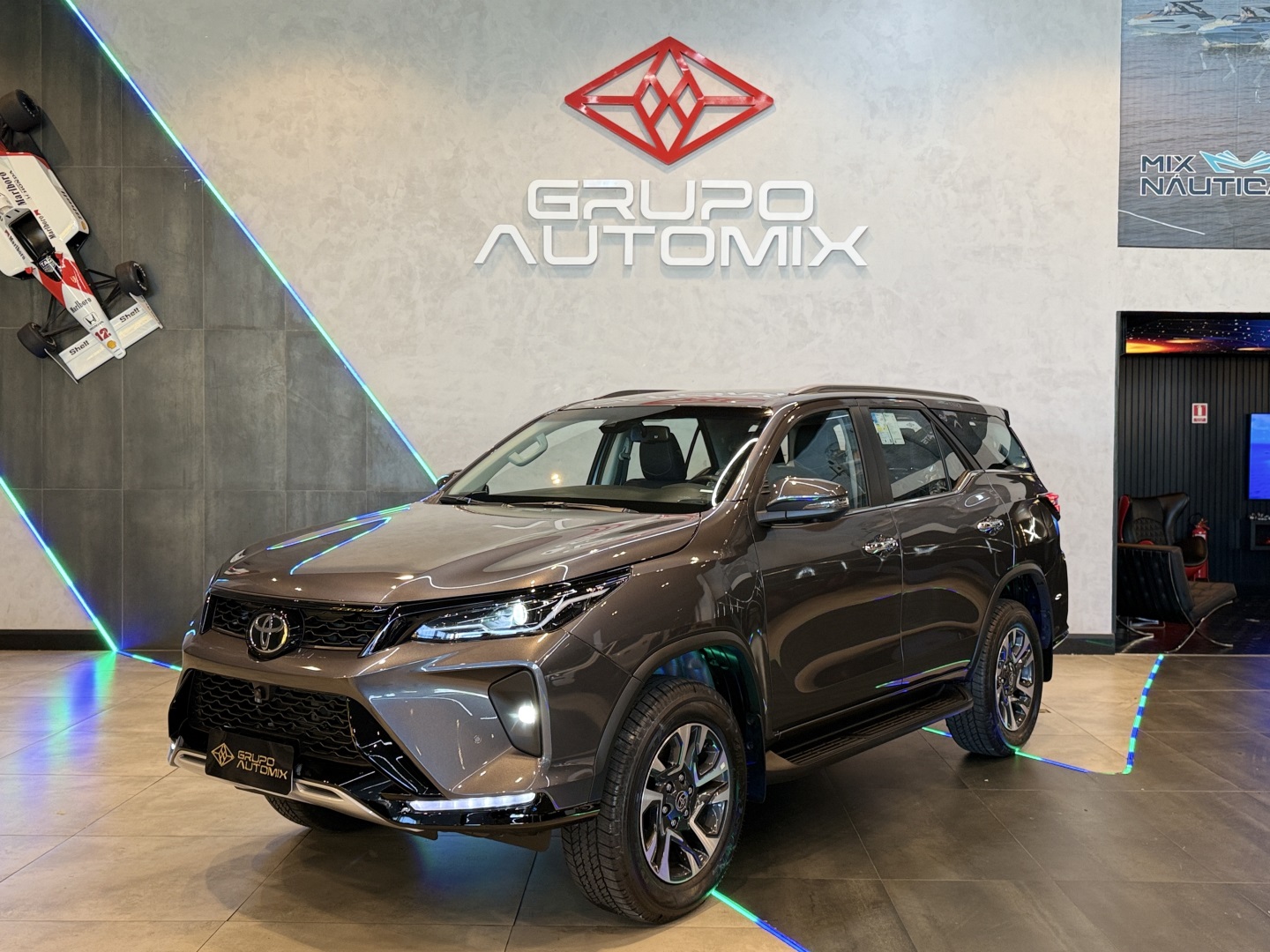 TOYOTA HILUX SW4 2.8 TURBO DIESEL SRX PLATINUM 7L 4X4 AUTOMATICO