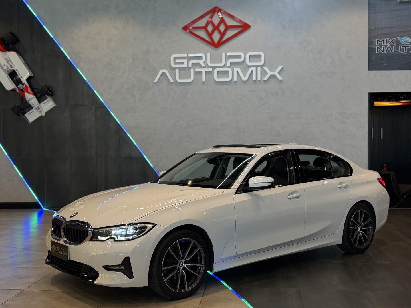 BMW 320i 2.0 16V TURBO GASOLINA SPORT GP AUTOMÁTICO