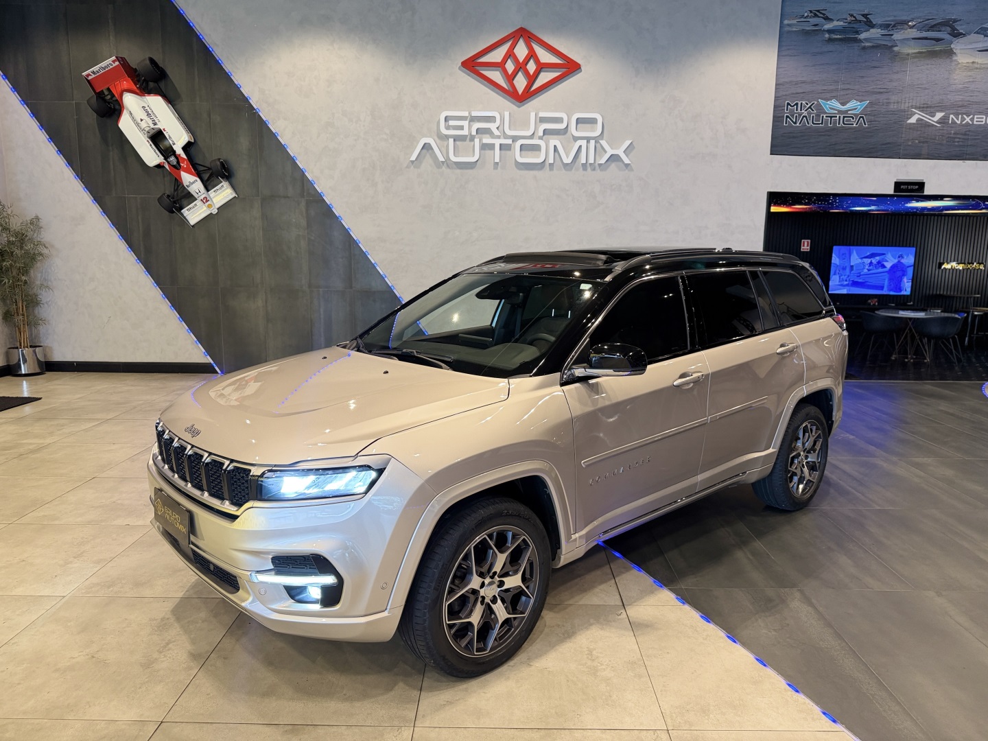 JEEP COMMANDER 2.0 TD380 TURBO DIESEL OVERLAND AT9
