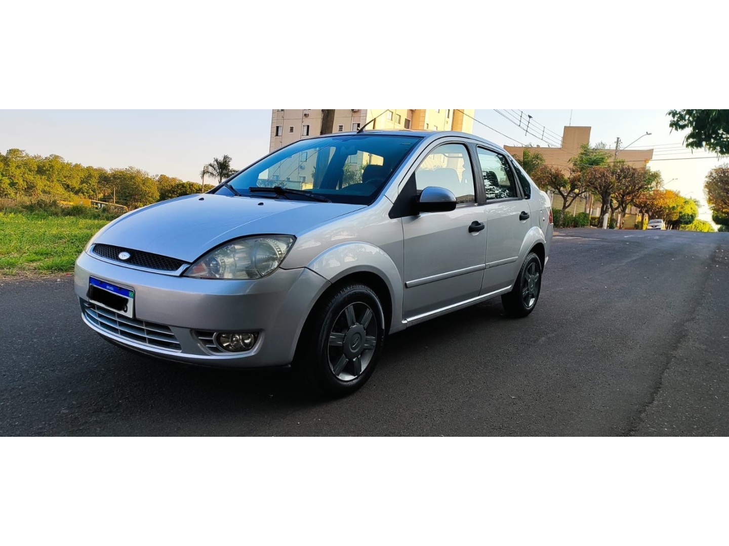 FORD FIESTA 1.6 MPI SEDAN 8V FLEX 4P MANUAL