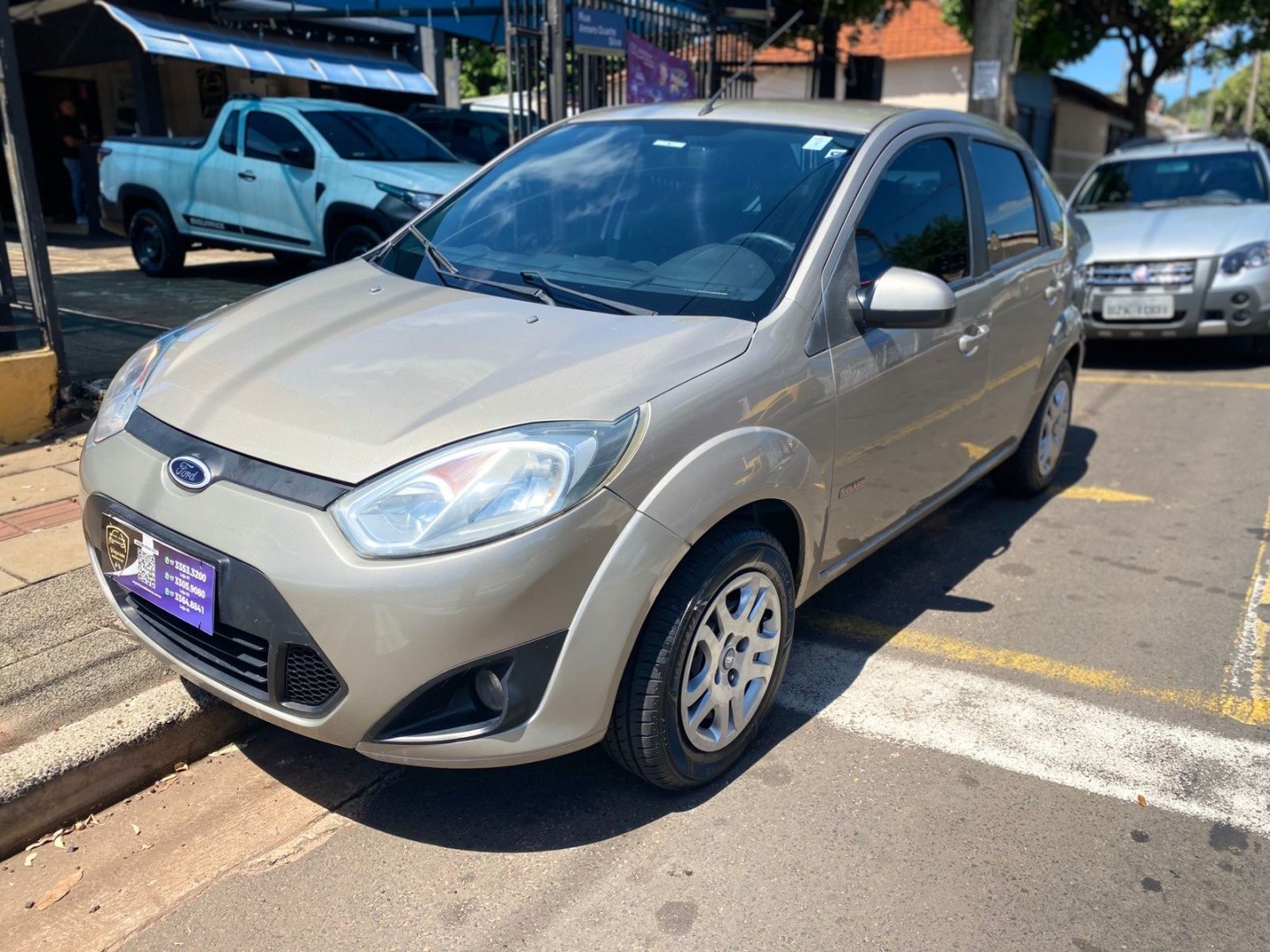 FORD FIESTA 1.6 ROCAM SEDAN 8V FLEX 4P MANUAL