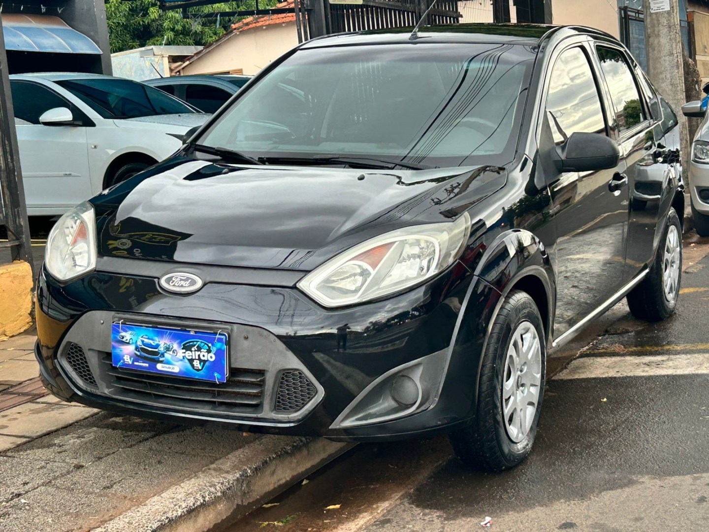 FORD FIESTA 1.6 ROCAM SEDAN 8V FLEX 4P MANUAL