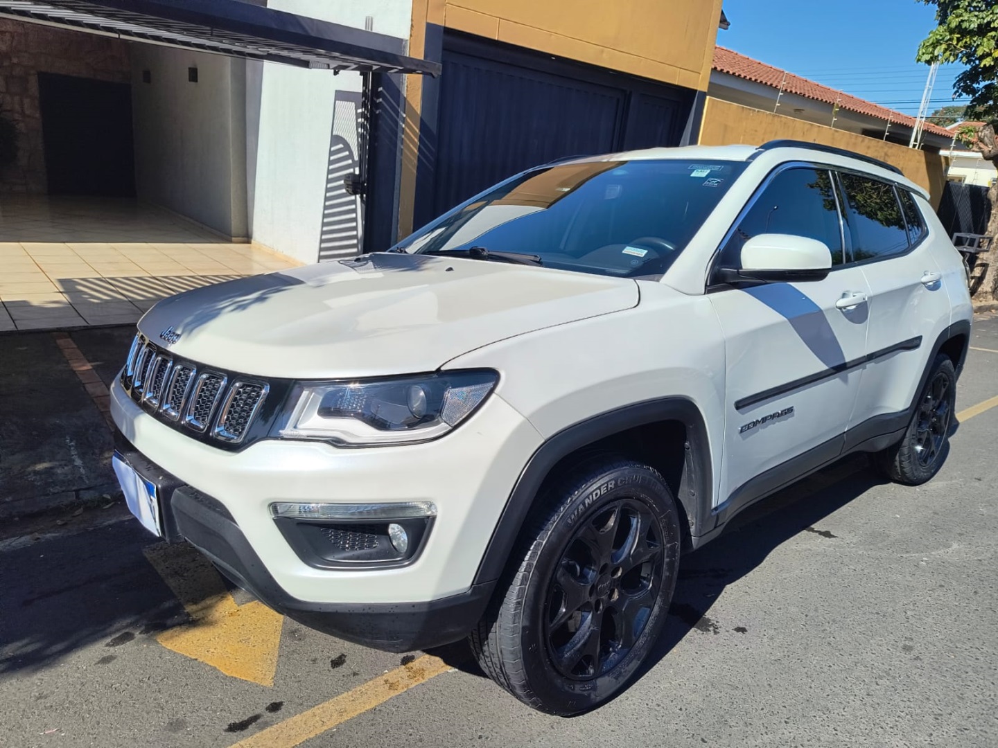 JEEP COMPASS 2.0 16V DIESEL LONGITUDE 4X4 AUTOMÁTICO