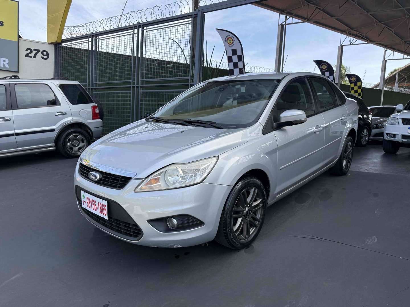 FORD FOCUS 2.0 GLX SEDAN 16V FLEX 4P AUTOMÁTICO