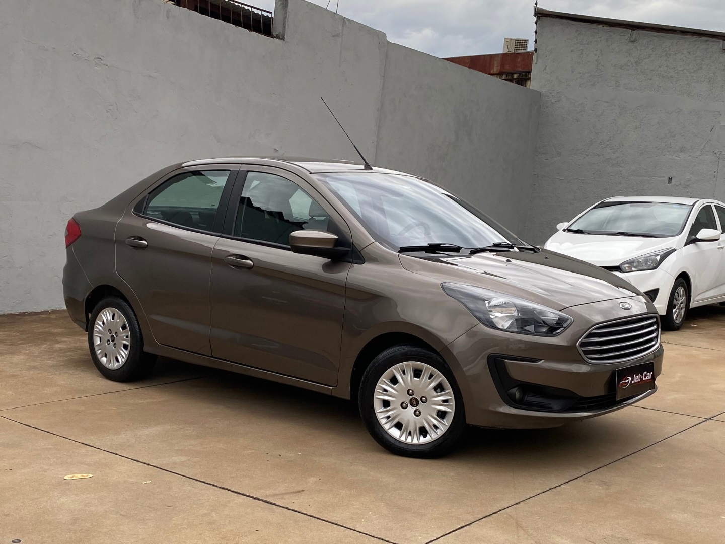 FORD KA 1.5 TI-VCT FLEX SE PLUS SEDAN AUTOMÁTICO