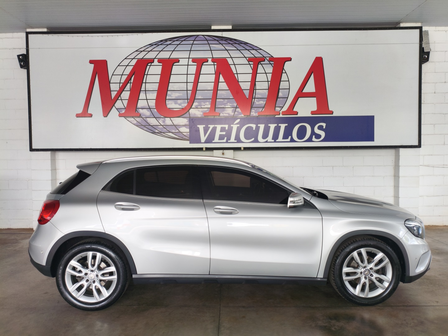 MERCEDES-BENZ GLA 200 1.6 CGI ADVANCE 16V TURBO FLEX 4P AUTOMÁTICO