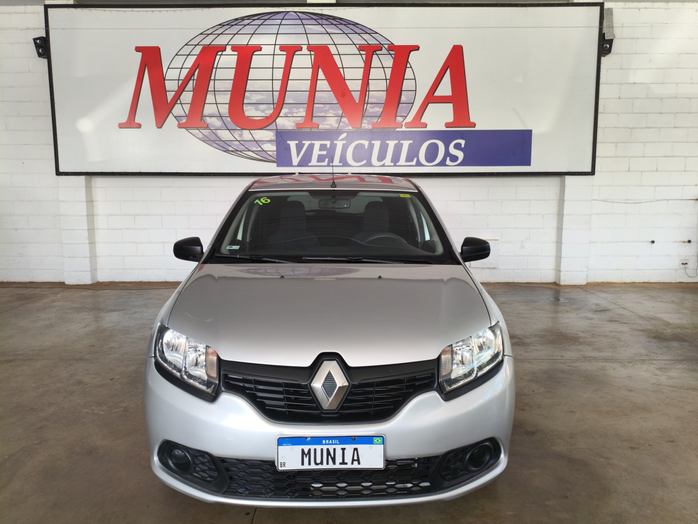RENAULT SANDERO 1.0 AUTHENTIQUE 16V FLEX 4P MANUAL