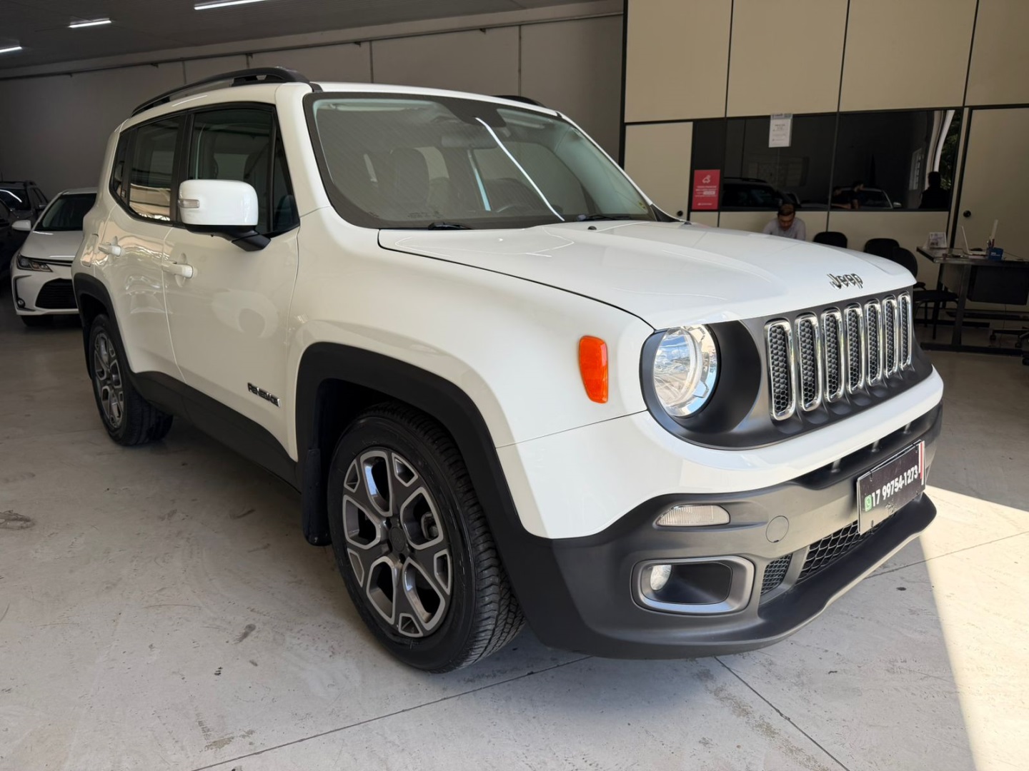 JEEP RENEGADE 1.8 16V FLEX LONGITUDE 4P AUTOMÁTICO