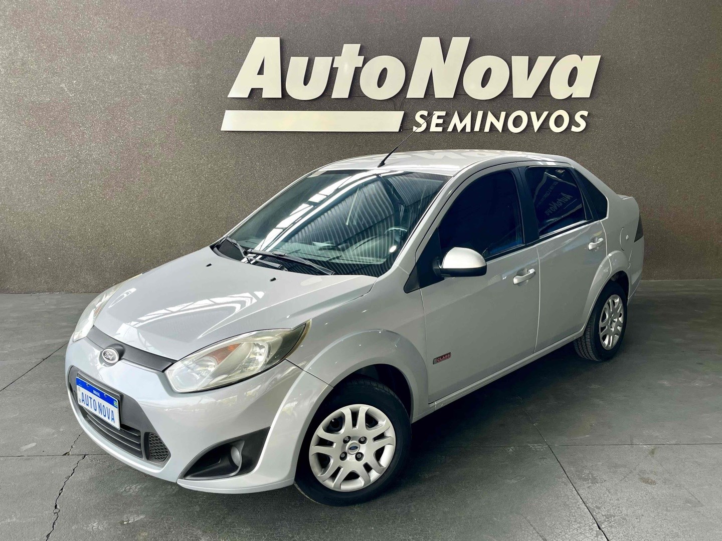 FORD FIESTA 1.6 ROCAM SEDAN 8V FLEX 4P MANUAL