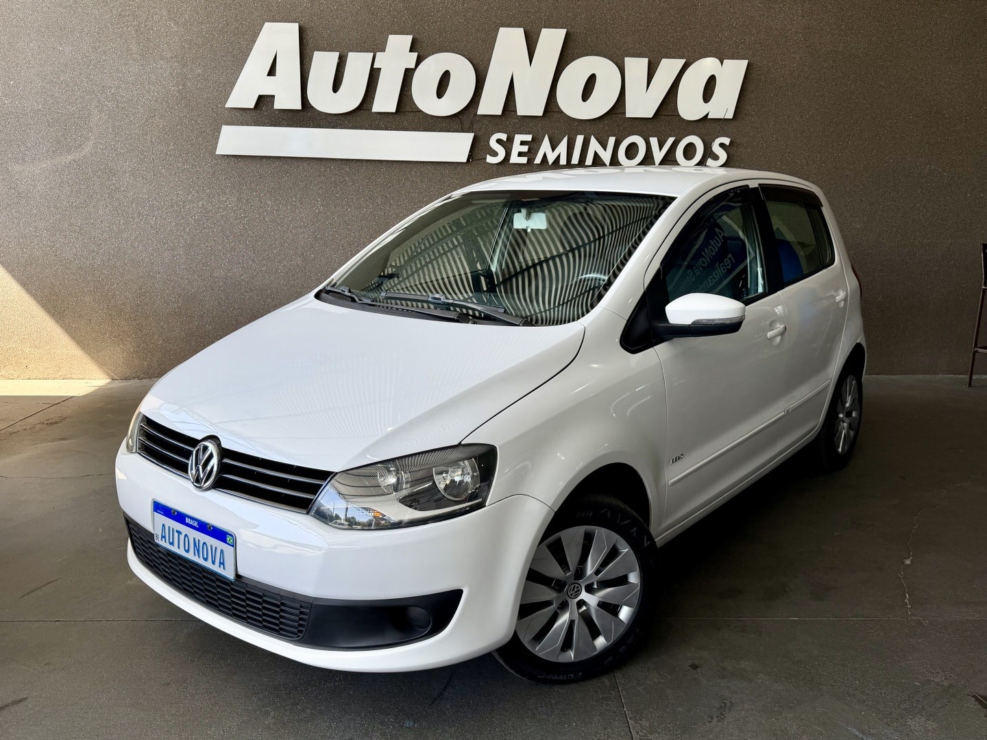 VOLKSWAGEN FOX 1.6 MI BLUEMOTION 8V FLEX 4P MANUAL