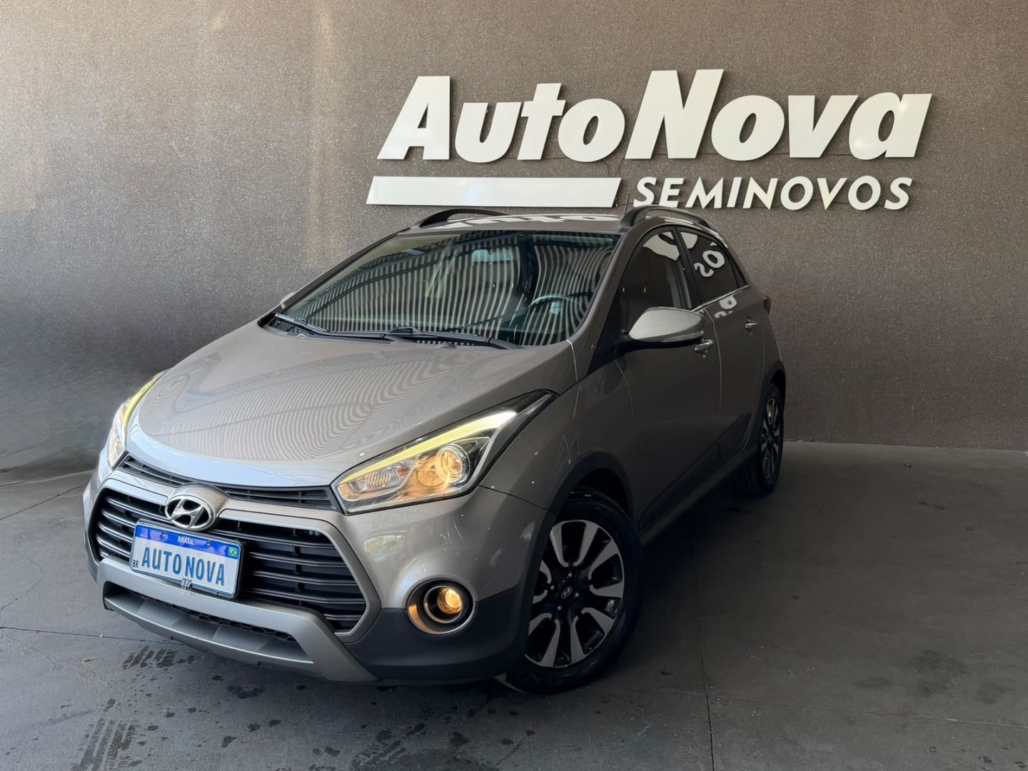 HYUNDAI HB20X 1.6 16V PREMIUM FLEX 4P AUTOMÁTICO