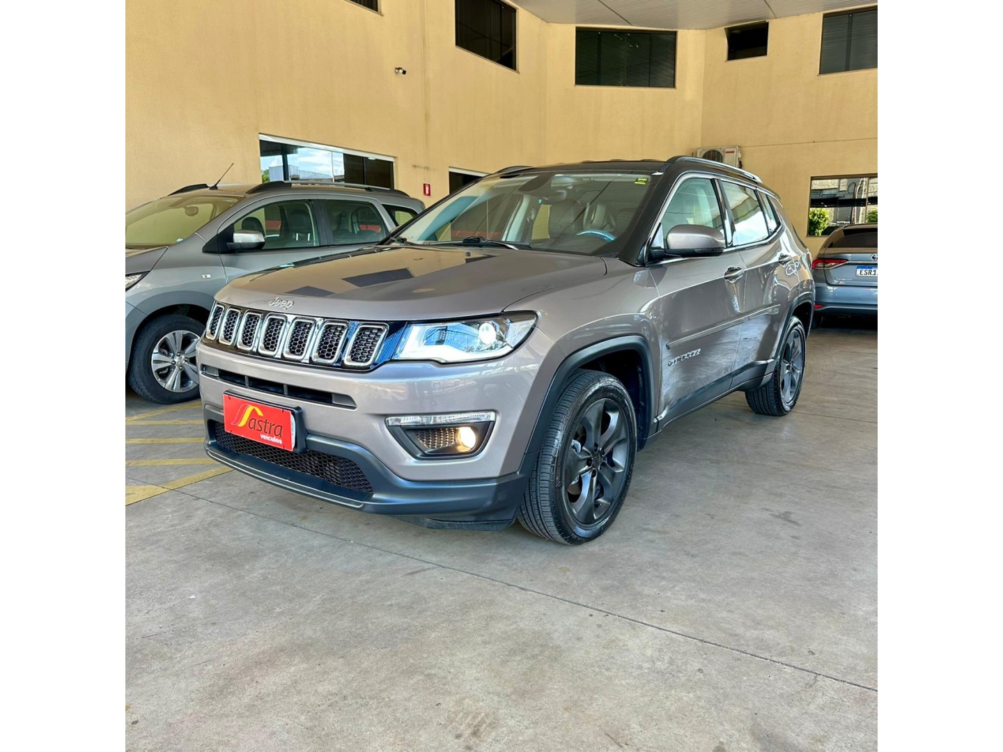 JEEP COMPASS 2.0 16V FLEX LONGITUDE AUTOMÁTICO