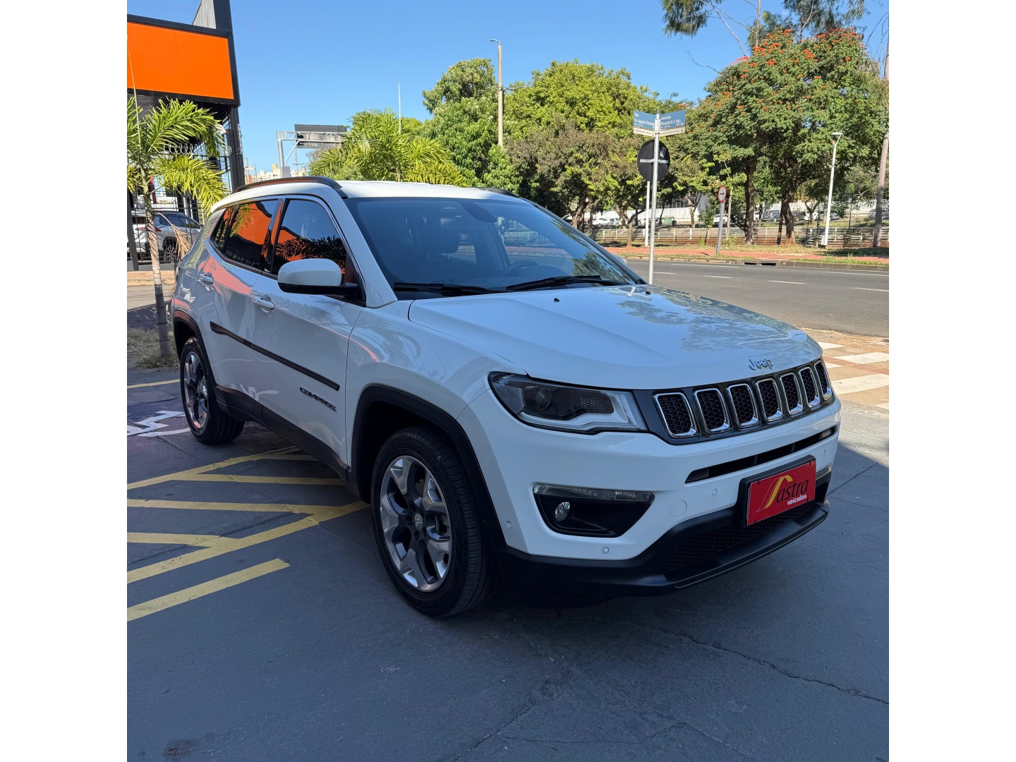 JEEP COMPASS 2.0 16V FLEX LONGITUDE AUTOMÁTICO