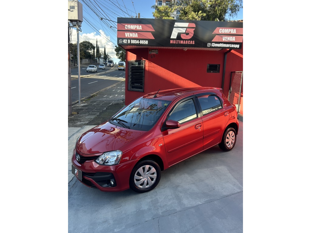 Toyota Etios 2018 à venda
