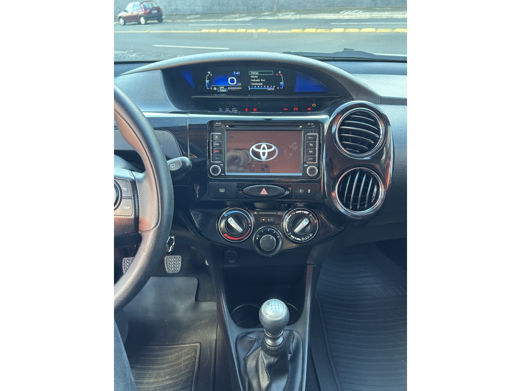 Toyota Etios 1.5 Xs 16V Flex 4P Manual - foto 11