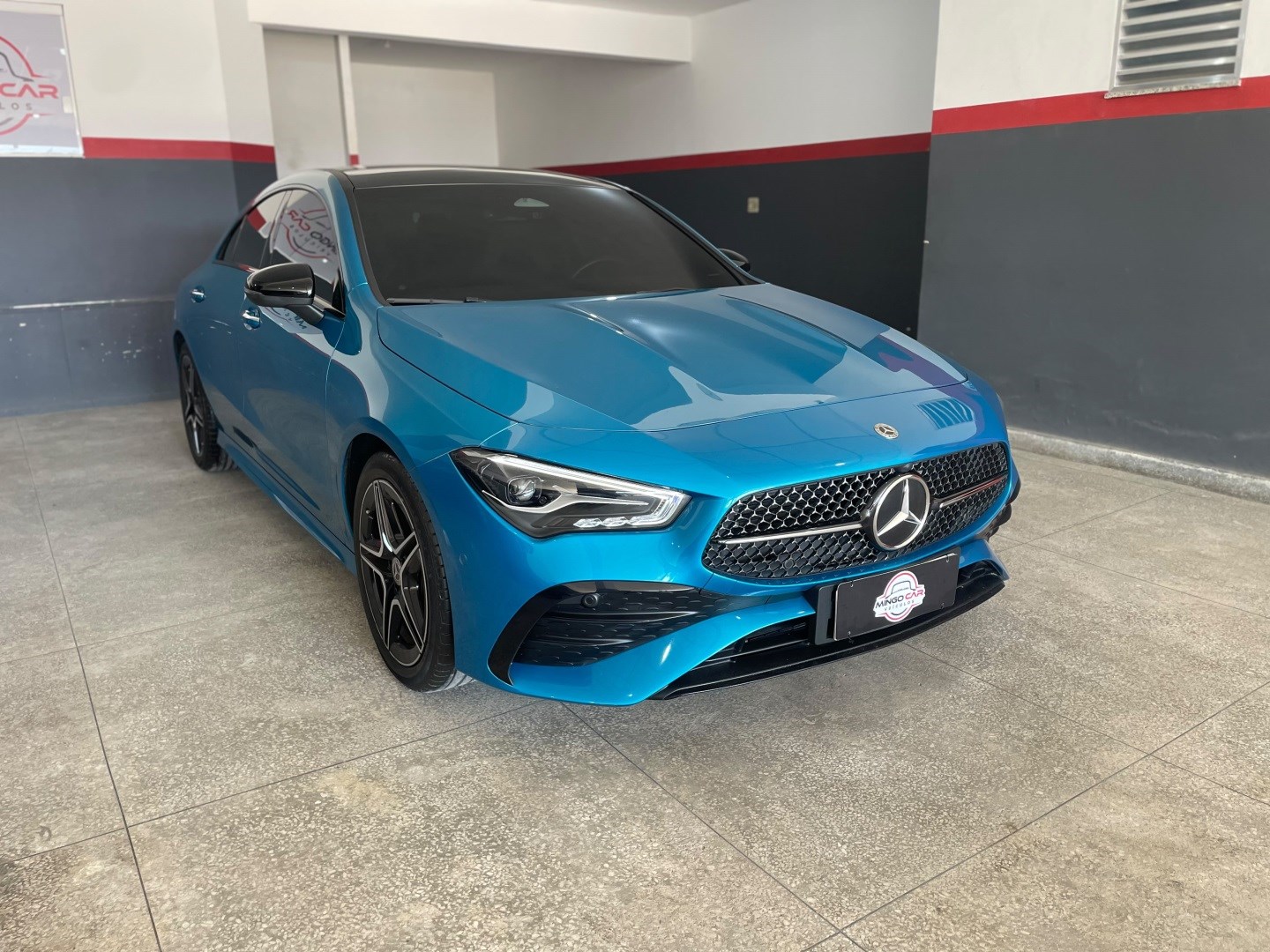 MERCEDES-BENZ CLA 200