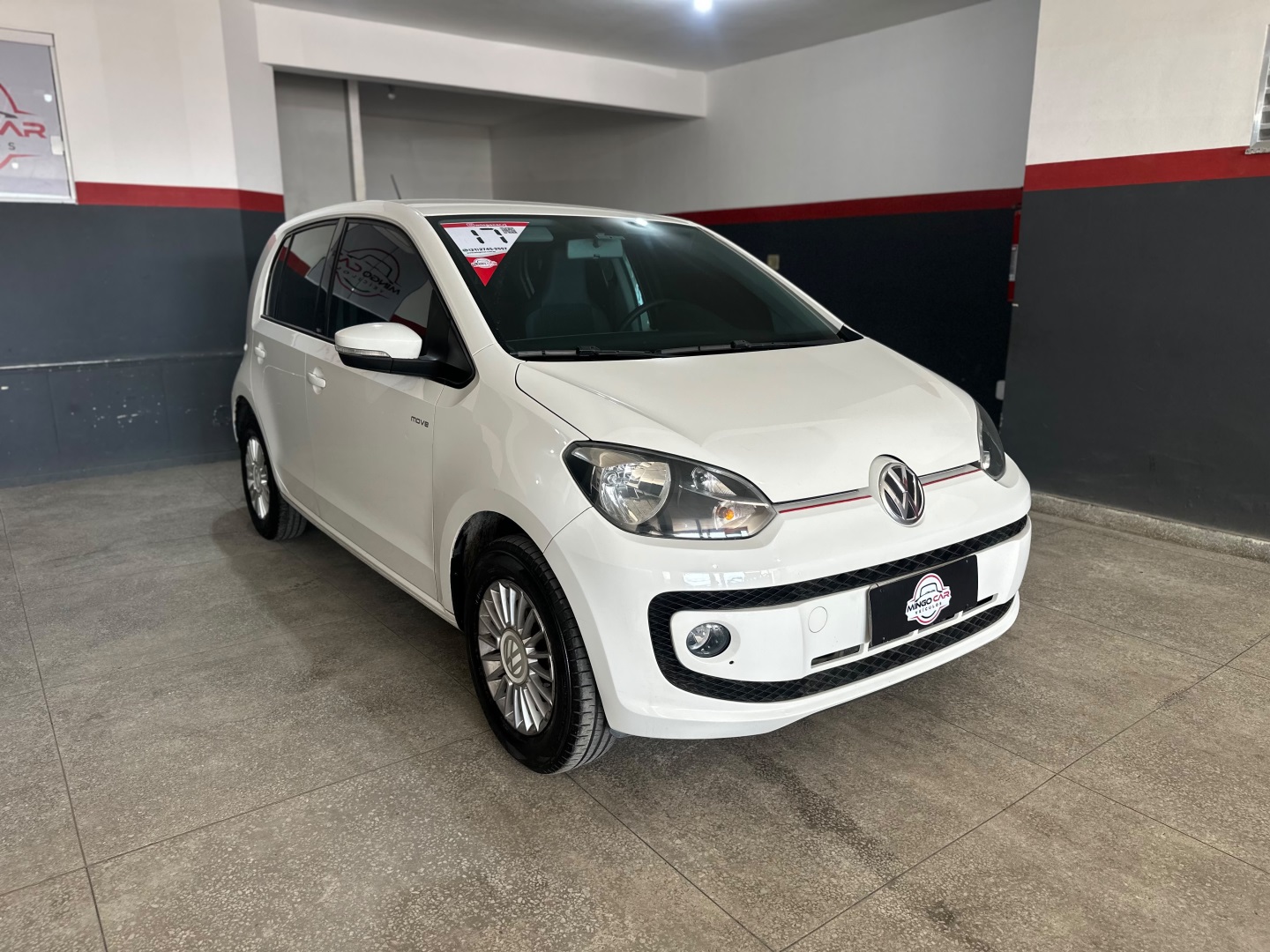 VOLKSWAGEN UP