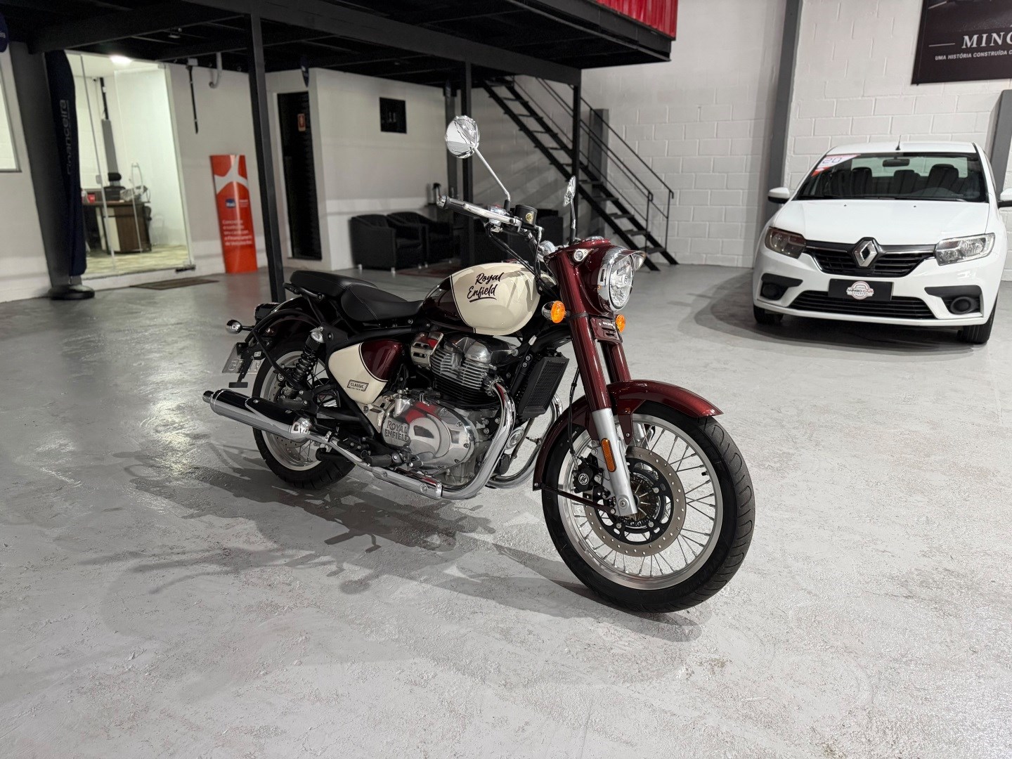 ROYAL ENFIELD CLASSIC 