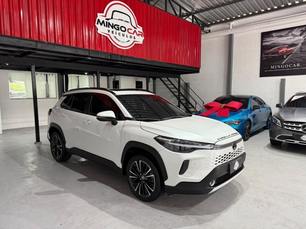 TOYOTA COROLLA CROSS