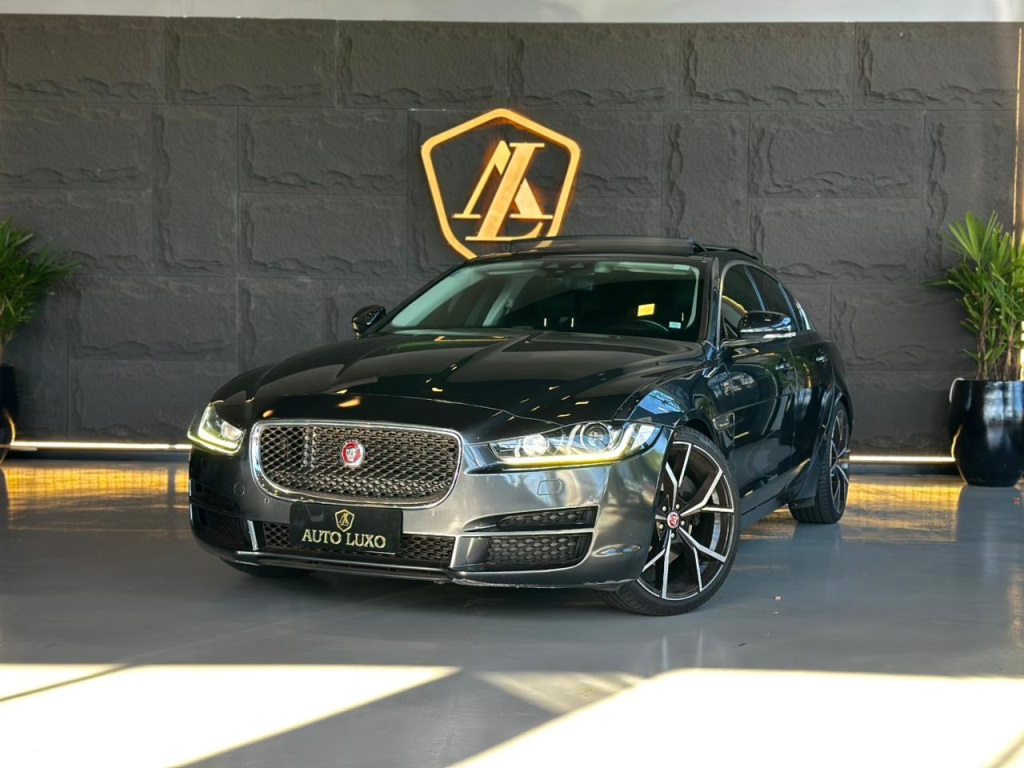 JAGUAR XE