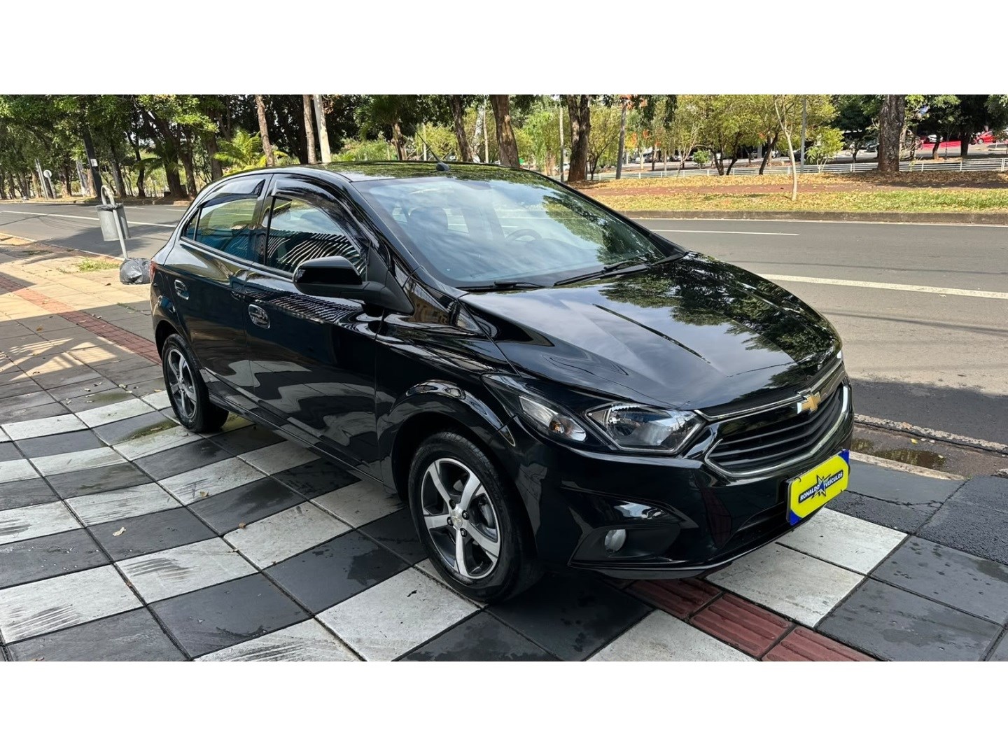 CHEVROLET ONIX