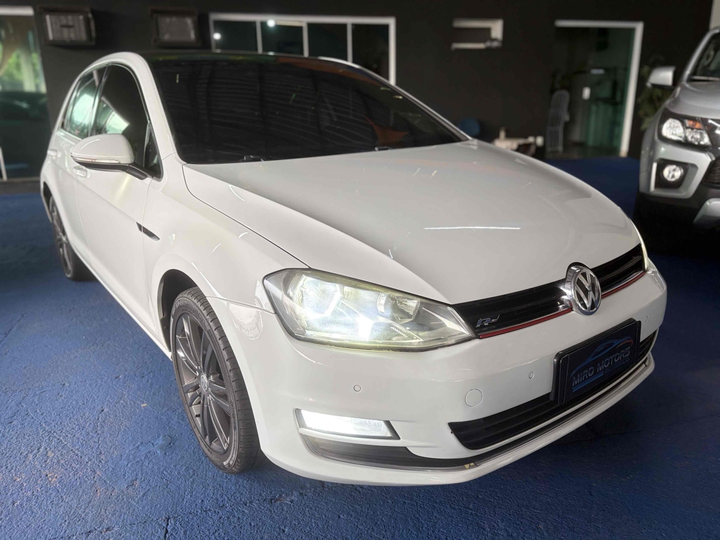 VOLKSWAGEN GOLF 1.4 TSI HIGHLINE 16V GASOLINA 4P AUTOMÁTICO