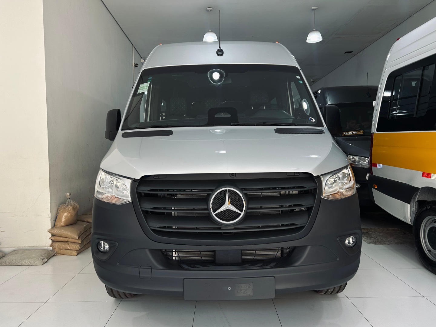 MERCEDES-BENZ SPRINTER