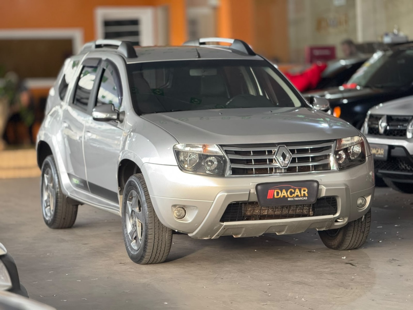 RENAULT DUSTER