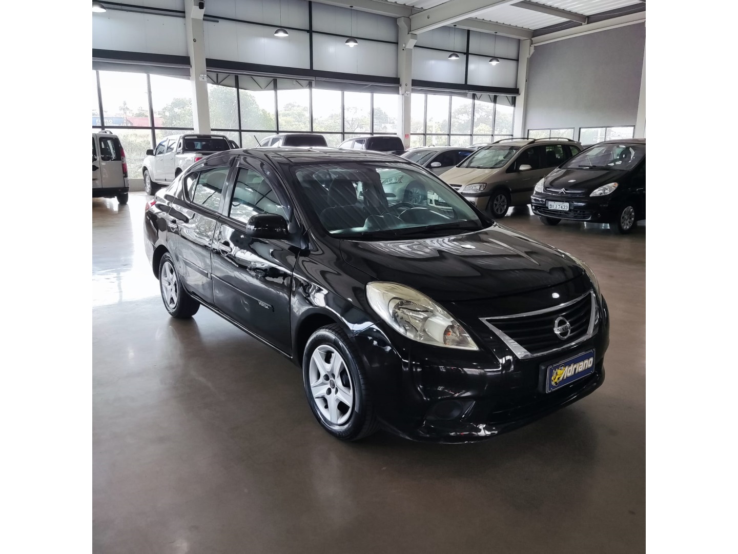 NISSAN VERSA